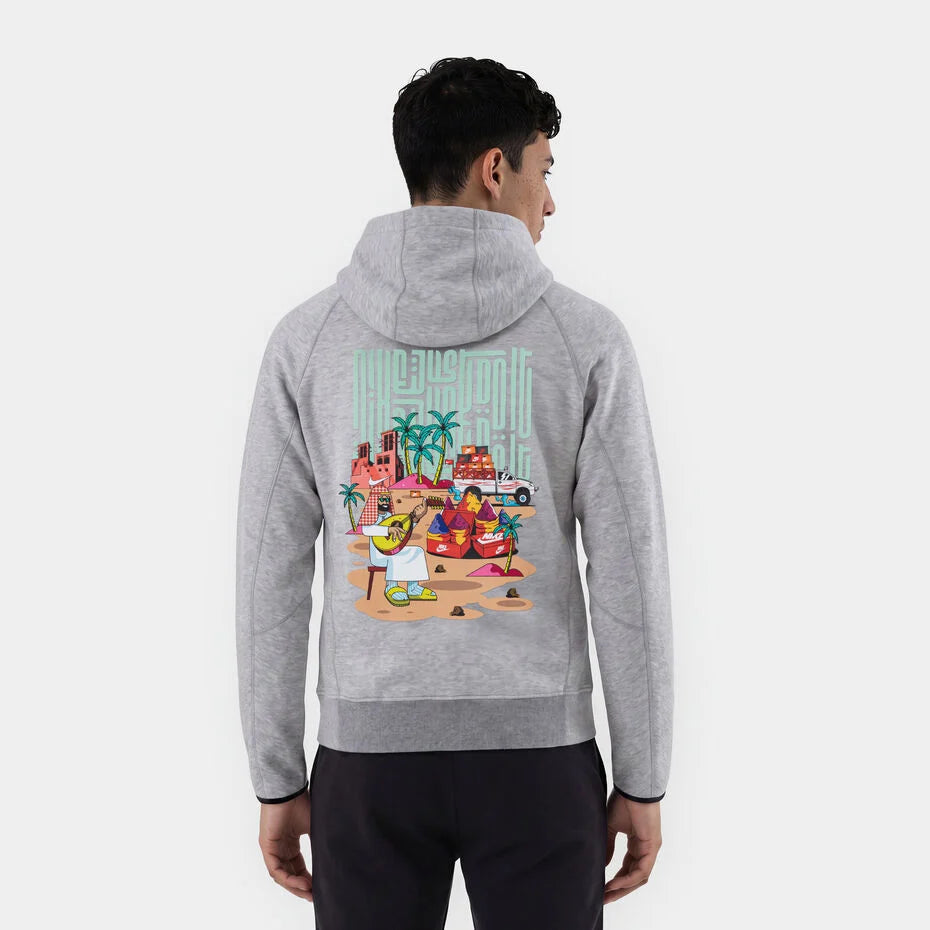 Nike Sportswear Tech Fleece Dubai
